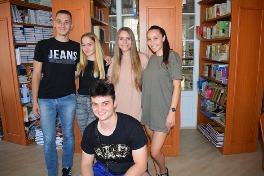 Közgés diákok Erasmussal Angliában
